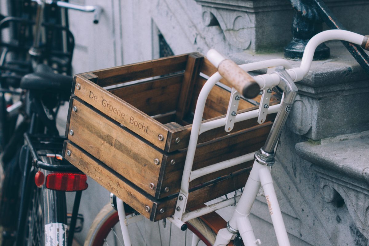 Express delivery doesn't have to mean angry motorcyclists with smoke-belching old scooters, Urb-it do things a different way, Photo by Alisa Anton on Unsplash